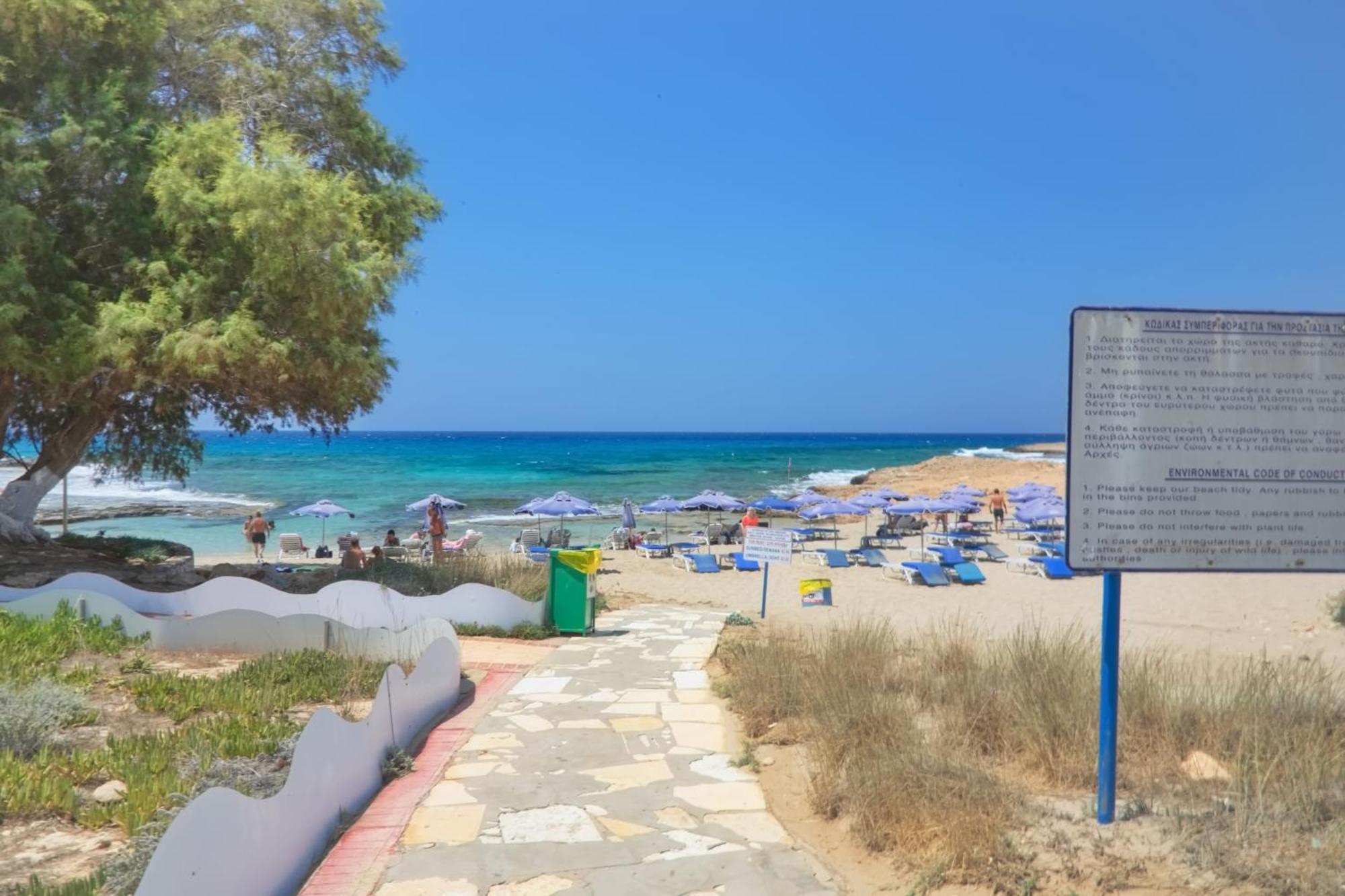 Beachfront Luxury Villa Idania Ayia Napa Bagian luar foto