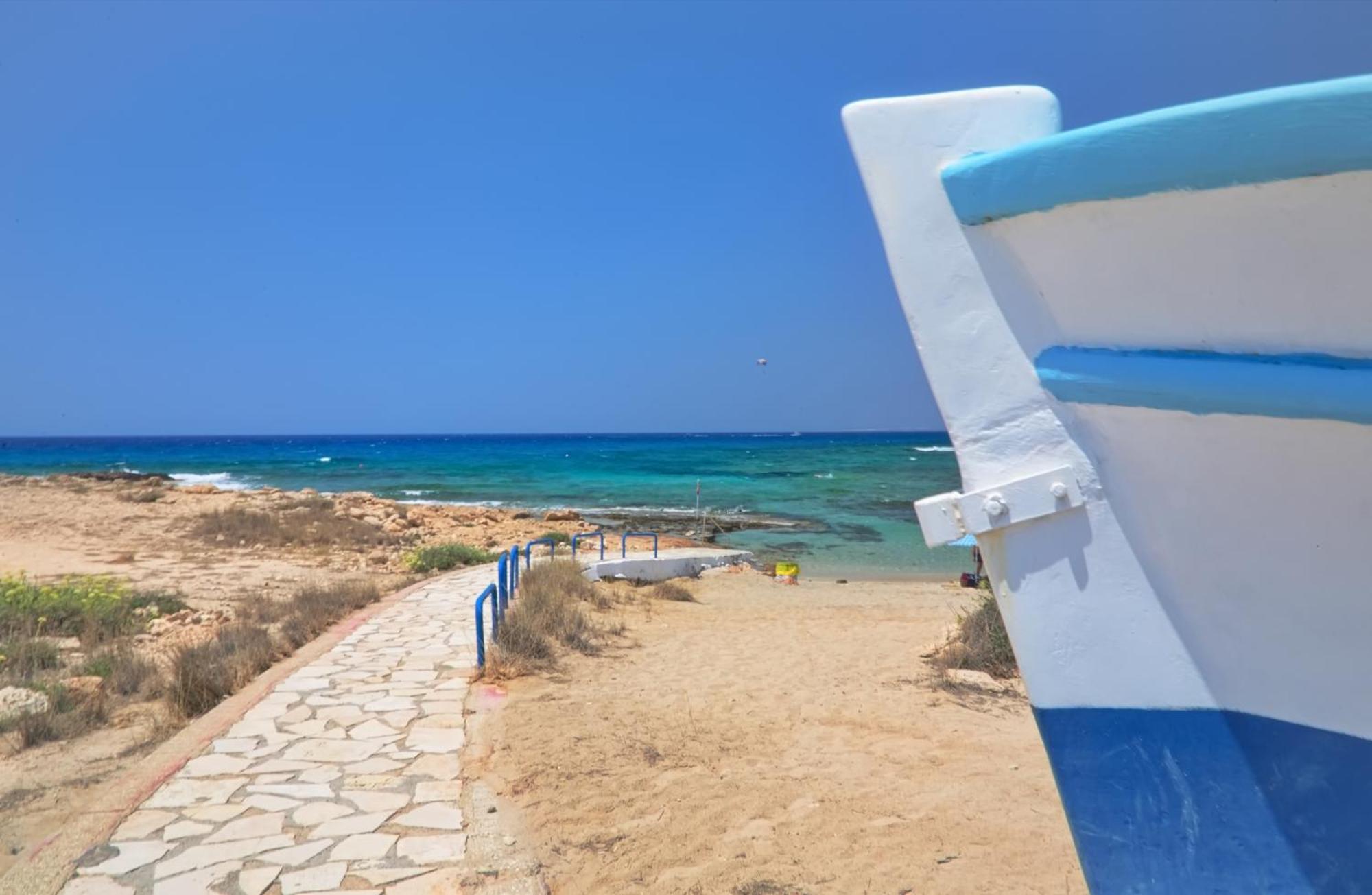 Beachfront Luxury Villa Idania Ayia Napa Bagian luar foto