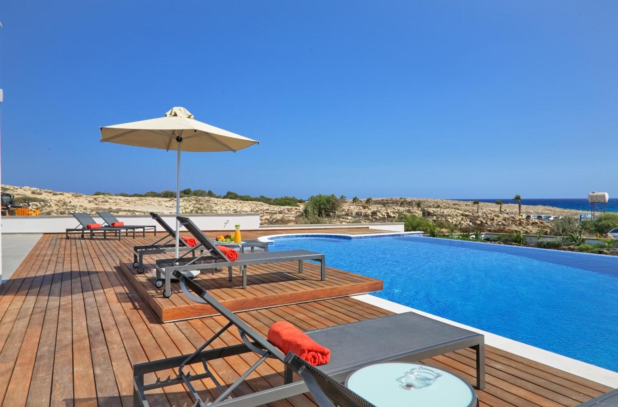 Beachfront Luxury Villa Idania Ayia Napa Bagian luar foto