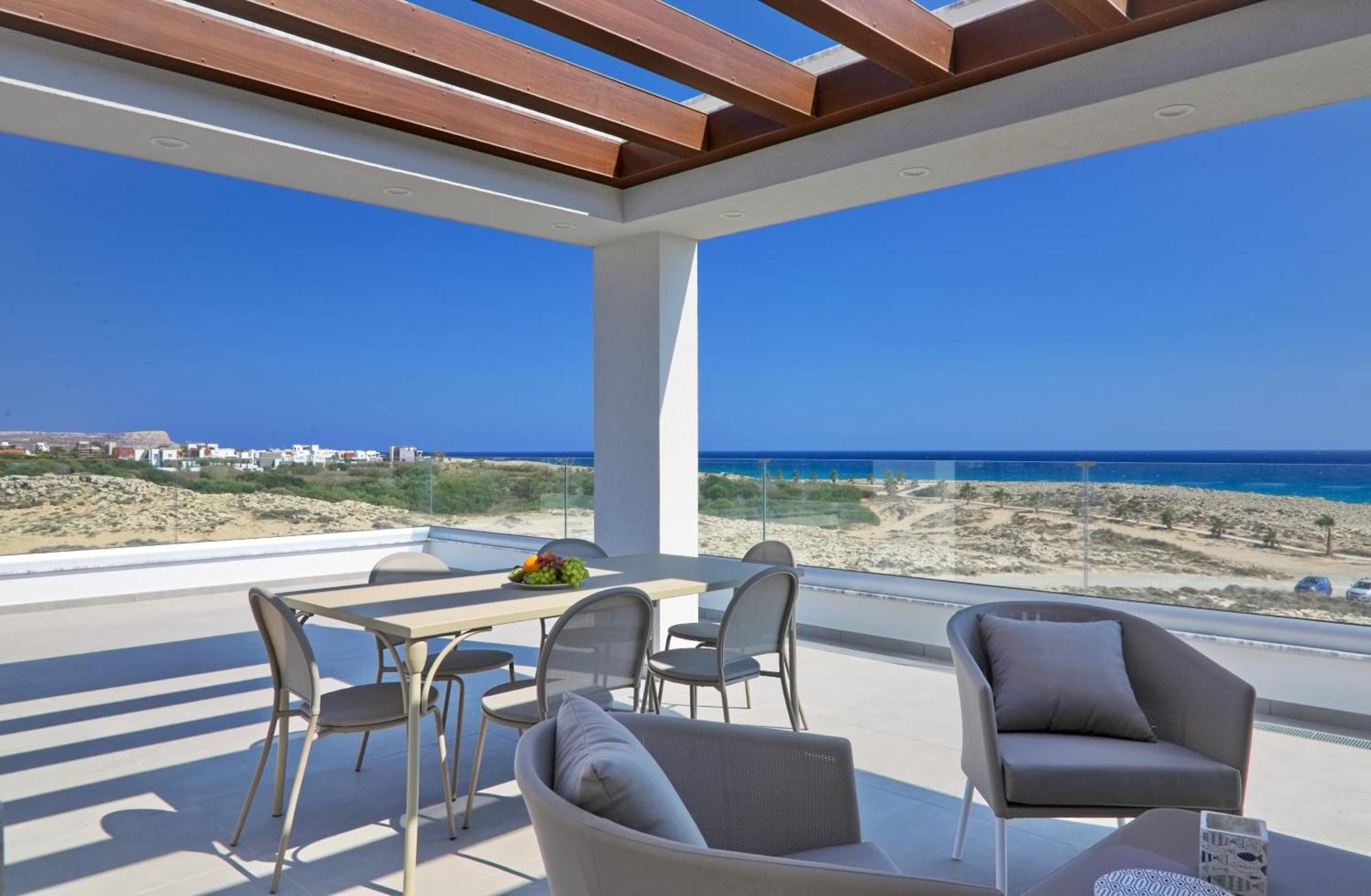 Beachfront Luxury Villa Idania Ayia Napa Bagian luar foto