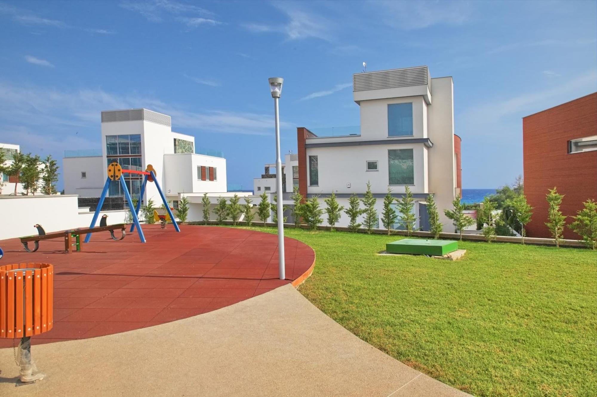 Beachfront Luxury Villa Idania Ayia Napa Bagian luar foto