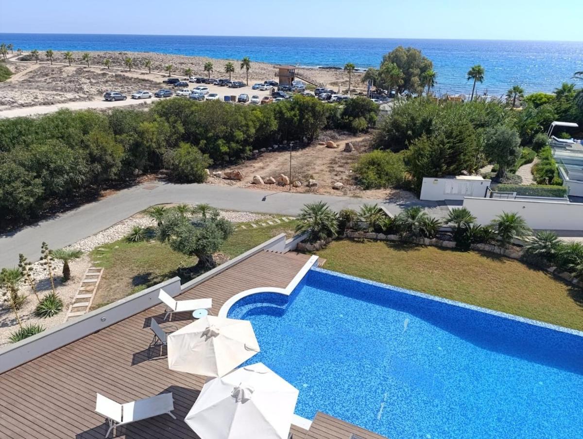 Beachfront Luxury Villa Idania Ayia Napa Bagian luar foto