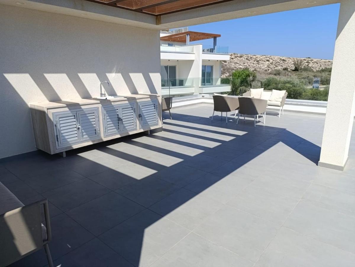 Beachfront Luxury Villa Idania Ayia Napa Bagian luar foto
