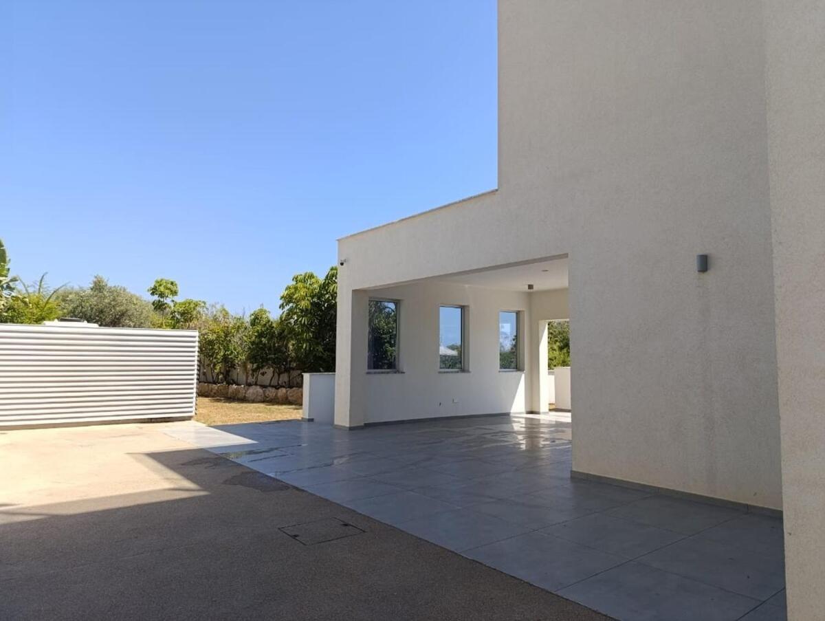 Beachfront Luxury Villa Idania Ayia Napa Bagian luar foto